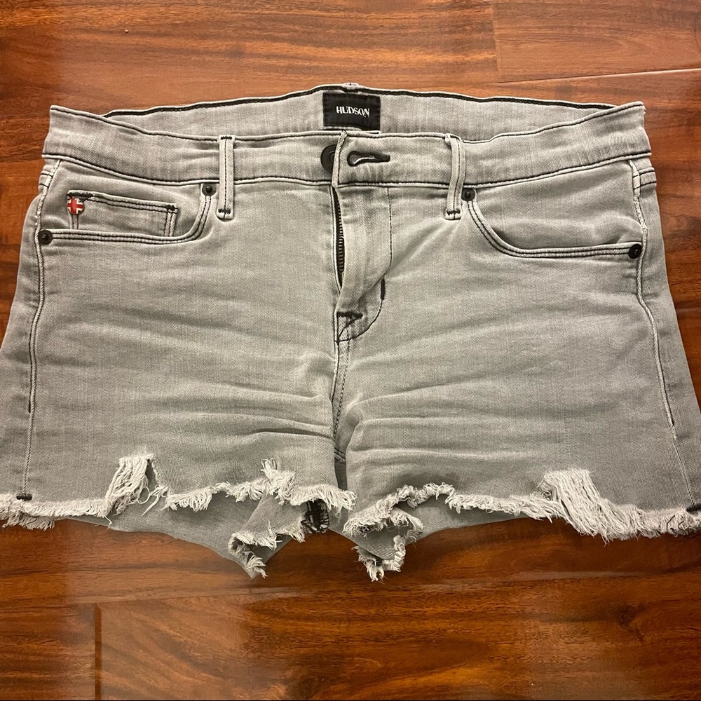 Hudson Denim jean shorts .Size 27